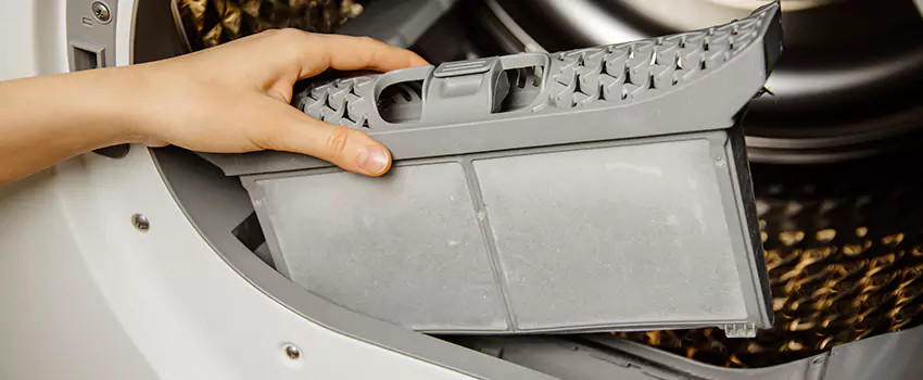 Signs Of A Clogged Dryer Lint Trap in Edgewood, Maryland